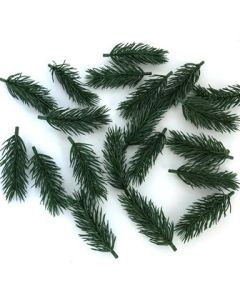 Pine Leaf 9cm Pack of 20